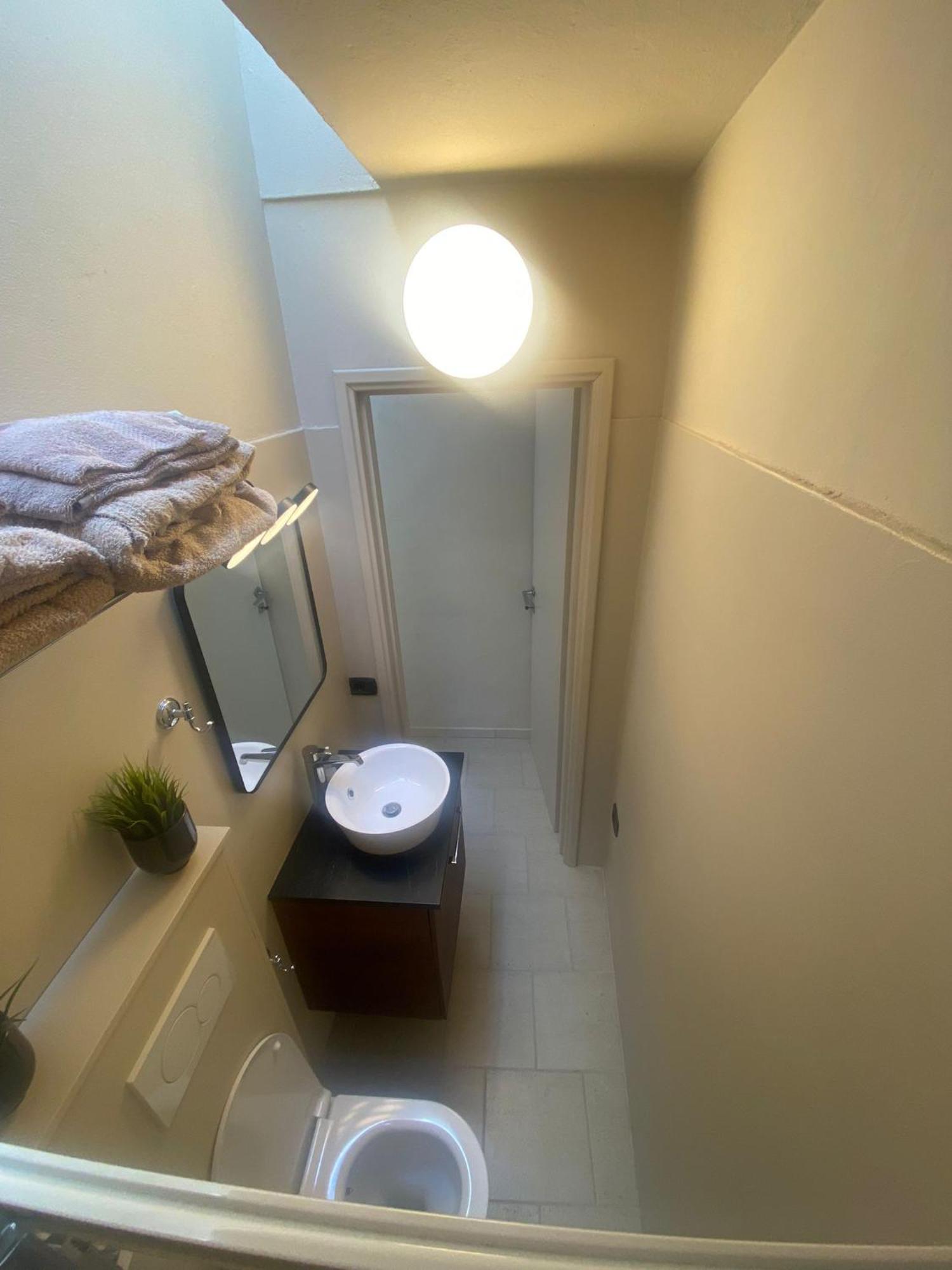 Apartment Little Loft On Roofs Modena